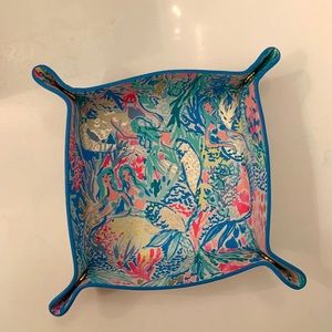Lily Pulitzer dish